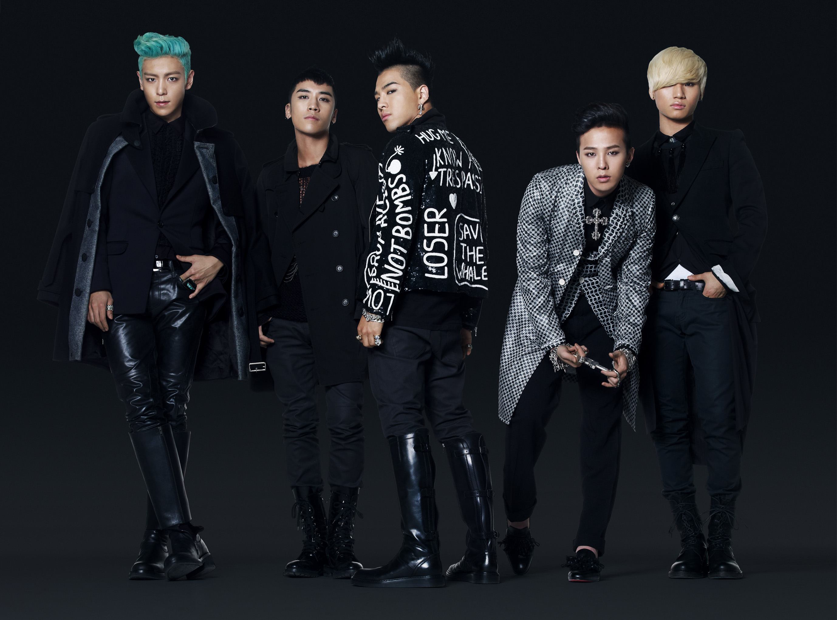 A picture of the boy band BigBang: G-Dragon, T.O.P, Taeyang, Daesung, and Seungri wearing eccentric clothes.